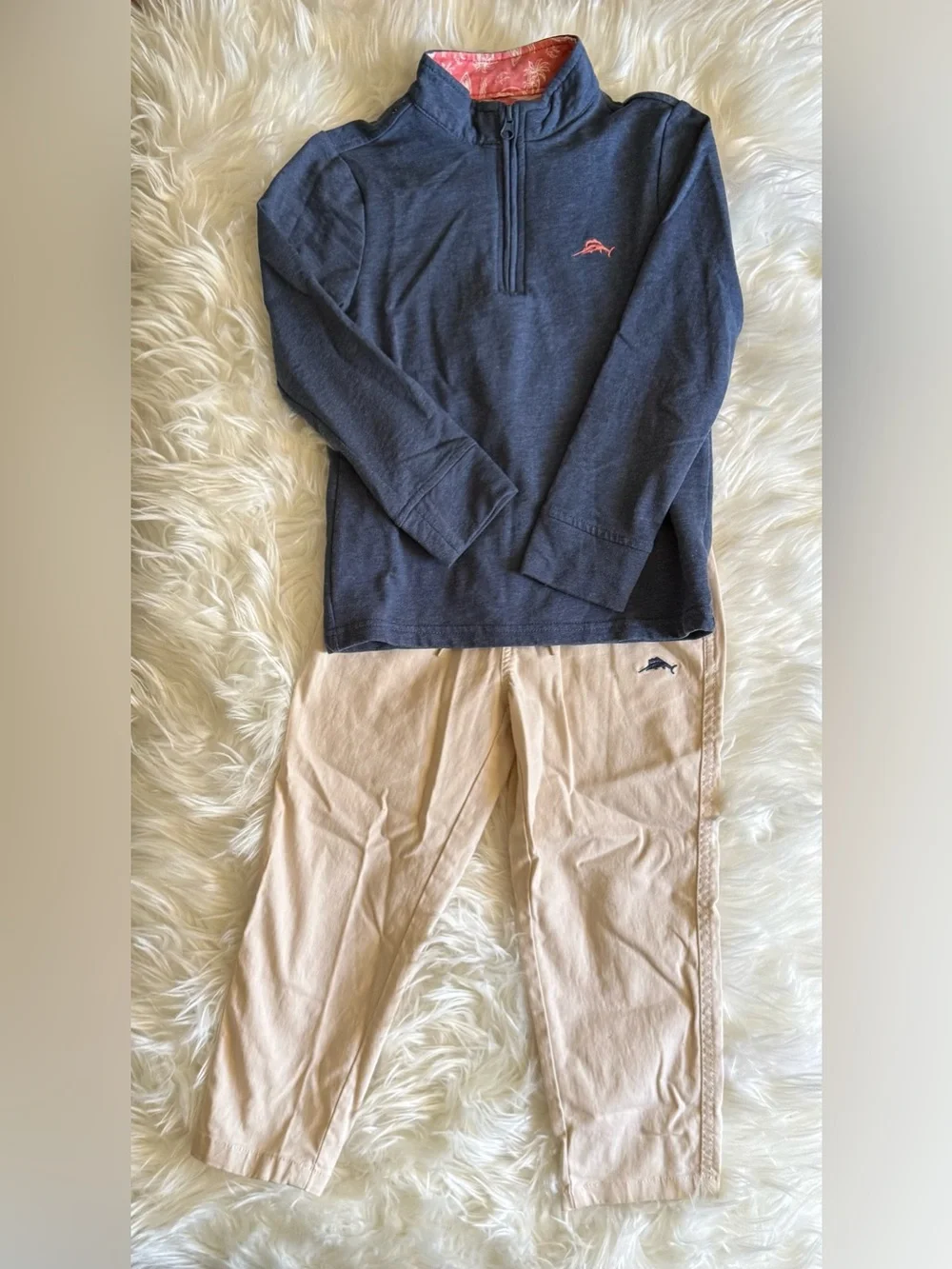 Tommy Bahama Set